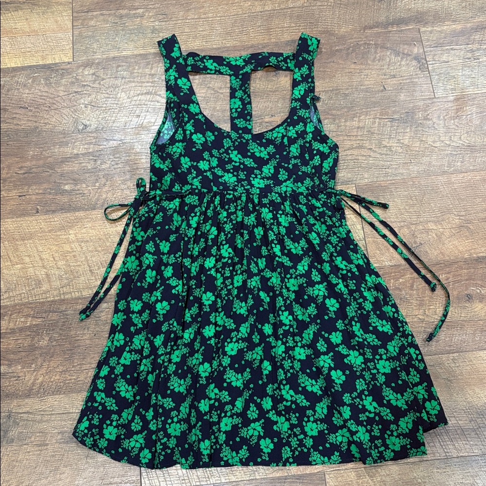 NWOT Olivaceous Blue w/ Green Floral Mini Dress w/ Cutout Back Size Small